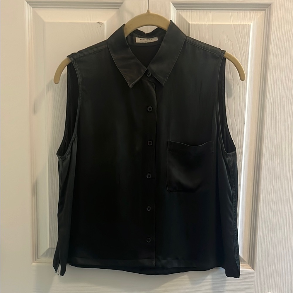 Equipment Cropped Sleeveless Silk Blouse